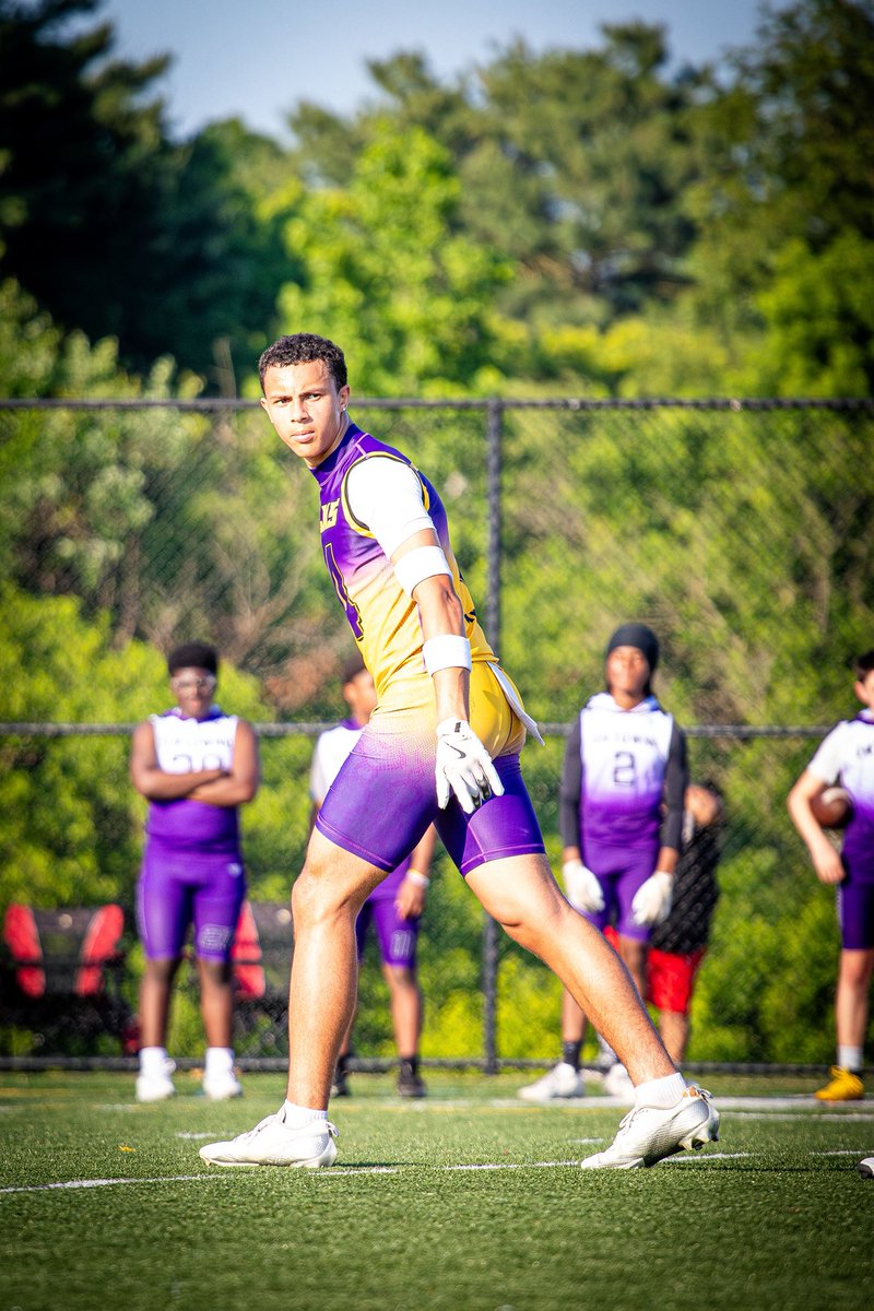 Coaches it's that time!!! My number is in my bio. (443-907-0578) Excited to talk soon.
