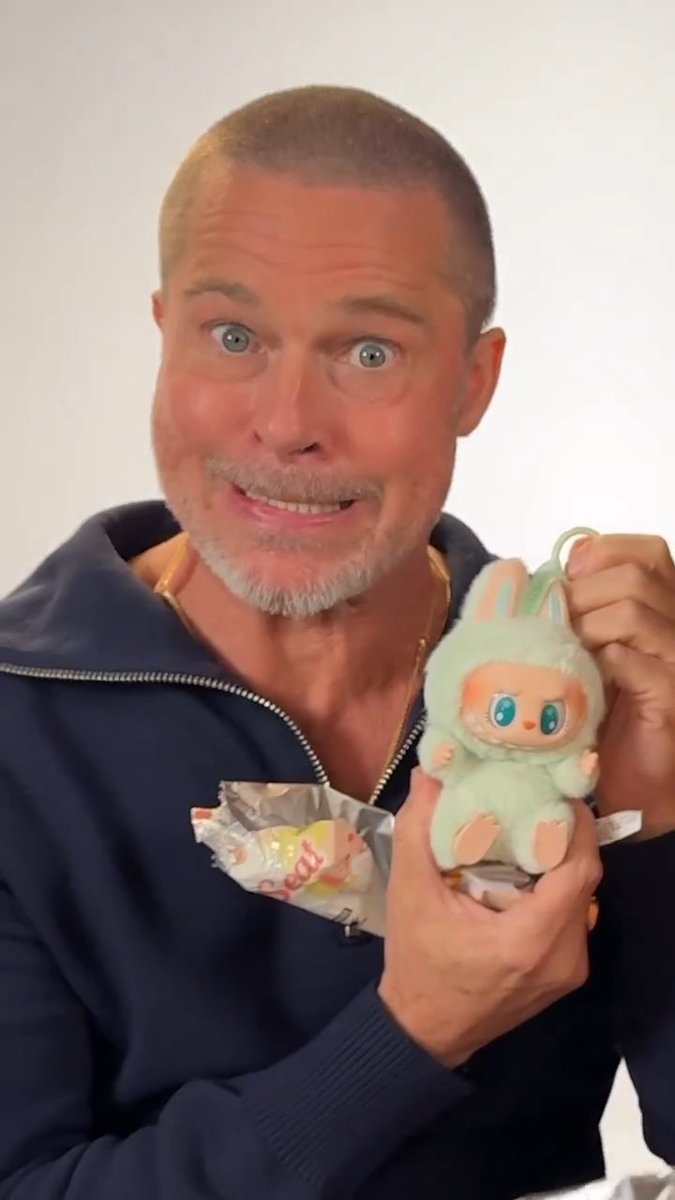 bplist18's tweet image. I can't stop 🤣🤣🤣
Love Brad Pitt #labubus ❤️