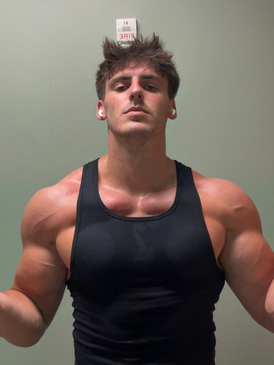 Ever seen a chest do this? #chest #wild