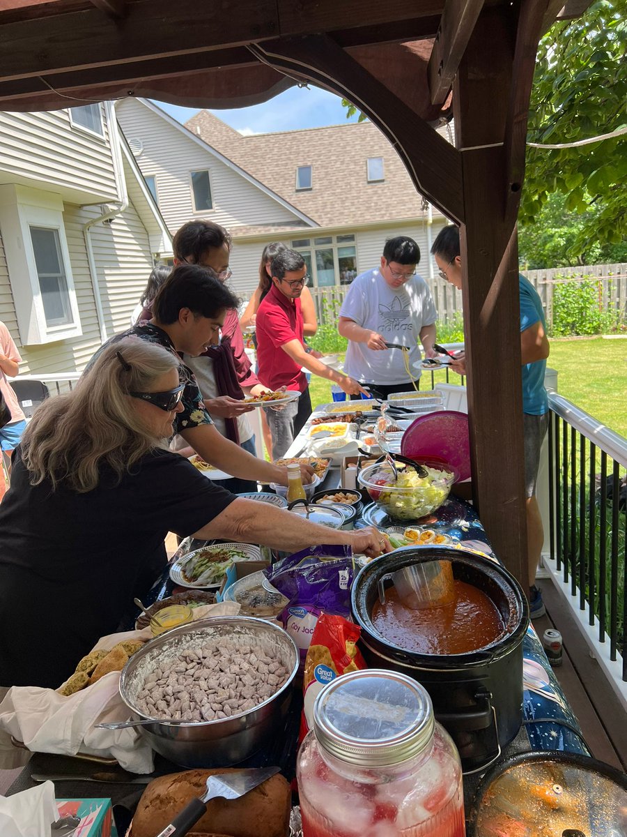 PurdueAgroeco's tweet photo. Yesterday the lab wrapped up the week with good food, great company and a whole lot of laughter at the PAL summer potluck party ☀️🌿#purdueag #agroecology #agronomypurdue https://t.co/0W6wZOybpV