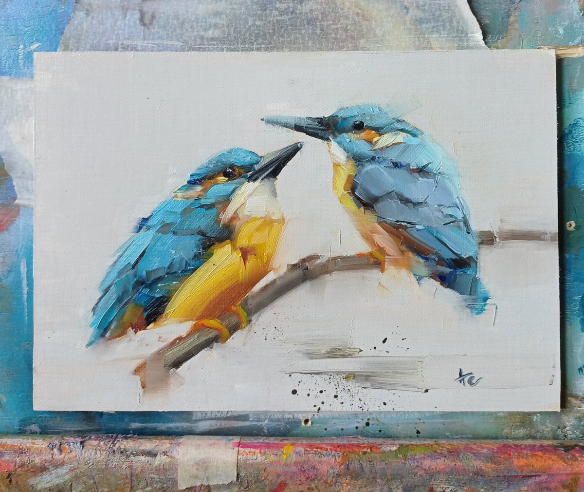 “Nature paints the best scenes — I just try to keep up.”
Two kingfishers, one quiet branch, endless beauty.
🌿💧

🎨 Oil on linen, alla prima 

______
#oilpainting #InspiredByNature #BirdArt #KingfisherPainting #wildlifeart #ArtInspiration #ArtOfTheMoment