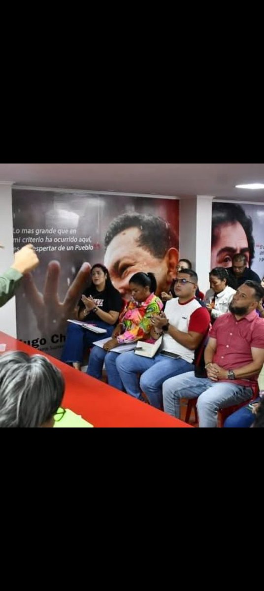 RAMON REYES (@framonreyes) on Twitter photo Las comunas y el gobierno trabajando por el progreso del país.
#GobernandoBienYConElPueblo. #ONCALaVozDeEcos
<a href="/adelso_car/">Adelso Carvajal</a> <a href="/ANTIDOTOyVenen0/">ZurdaRegia 💓</a> <a href="/DONKANDAVILA/">DONKAN DAVILA</a> <a href="/FojandoAcero/">Dracarys</a> <a href="/FosforitoTropa/">#TROPA #ONCA</a> <a href="/LaBunkeB/">Thania la Merideñita</a> <a href="/Fran_bel19/">fran_bel19</a> <a href="/fran_emilse/">Emilse, La Paz</a> <a href="/RonaldRTC/">Ronald Tovar RTC</a> <a href="/YriadS/">Dairy Sibrian</a> <a href="/ANNAVENCEDORA/">ANNA DADDIO</a> <a href="/madeleintlSUR/">Madelein Garcia</a> Las comunas y el gobierno trabajando por el progreso del país.
#GobernandoBienYConElPueblo. #ONCALaVozDeEcos
<a href="/adelso_car/">Adelso Carvajal</a> <a href="/ANTIDOTOyVenen0/">ZurdaRegia 💓</a> <a href="/DONKANDAVILA/">DONKAN DAVILA</a> <a href="/FojandoAcero/">Dracarys</a> <a href="/FosforitoTropa/">#TROPA #ONCA</a> <a href="/LaBunkeB/">Thania la Merideñita</a> <a href="/Fran_bel19/">fran_bel19</a> <a href="/fran_emilse/">Emilse, La Paz</a> <a href="/RonaldRTC/">Ronald Tovar RTC</a> <a href="/YriadS/">Dairy Sibrian</a> <a href="/ANNAVENCEDORA/">ANNA DADDIO</a> <a href="/madeleintlSUR/">Madelein Garcia</a>