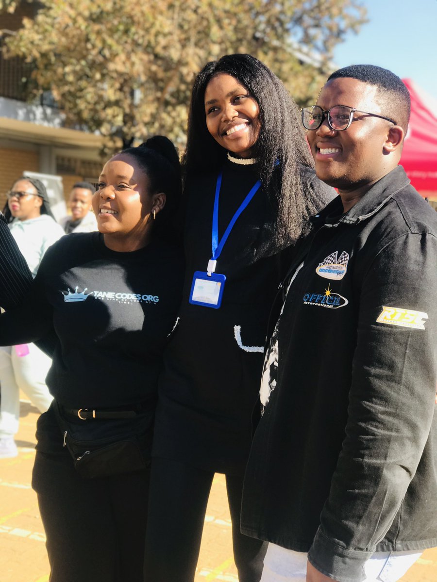 Za Power House tweet media