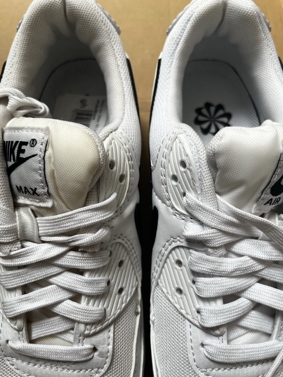 SharonBrig82964's tweet photo. @SportsDirectUK 
I am being refused a refund for these trainers you sent me which were worn and obviously ex display. It is shameful behaviour that you send such items to customers and then say caused by them. Looking at social media there are many complaints along these lines. https://t.co/e7nByzvUK6