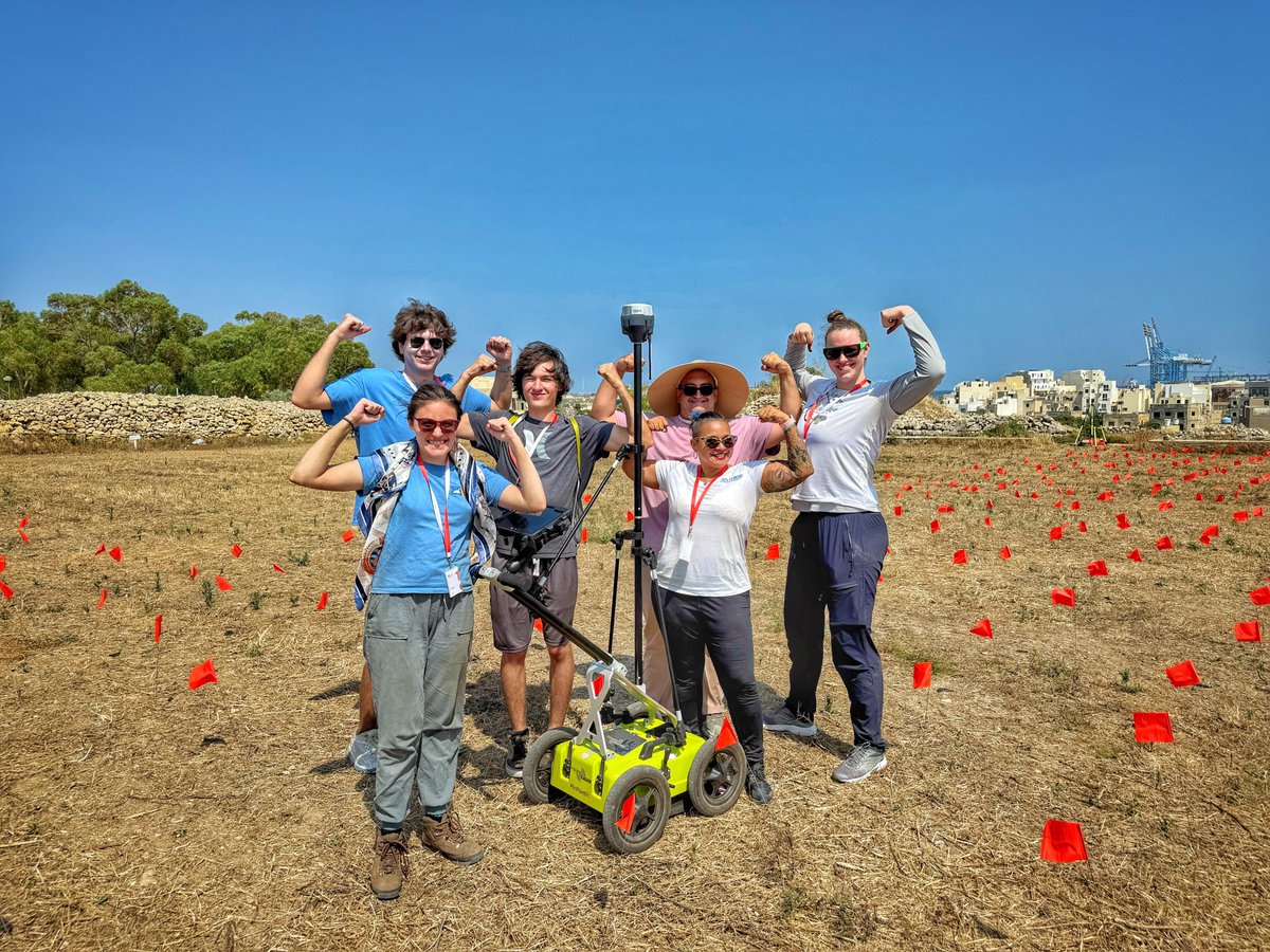 NewCollegeofFL's tweet image. Dr. Pirone and his Anthropology class are in full research mode in Malta creating 3D scans with Ground Penetrating Radar equipment. Can't wait to see more photos!