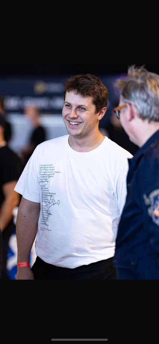 Artem Oak tweet media