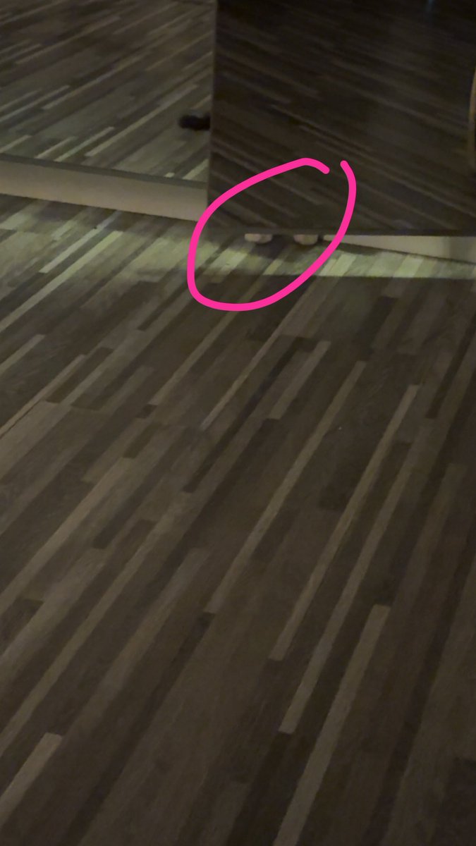 سوير  تدور الأكل في الدولاب لما دخلت ادست تحسب ما اشوف 😂😂😂😂