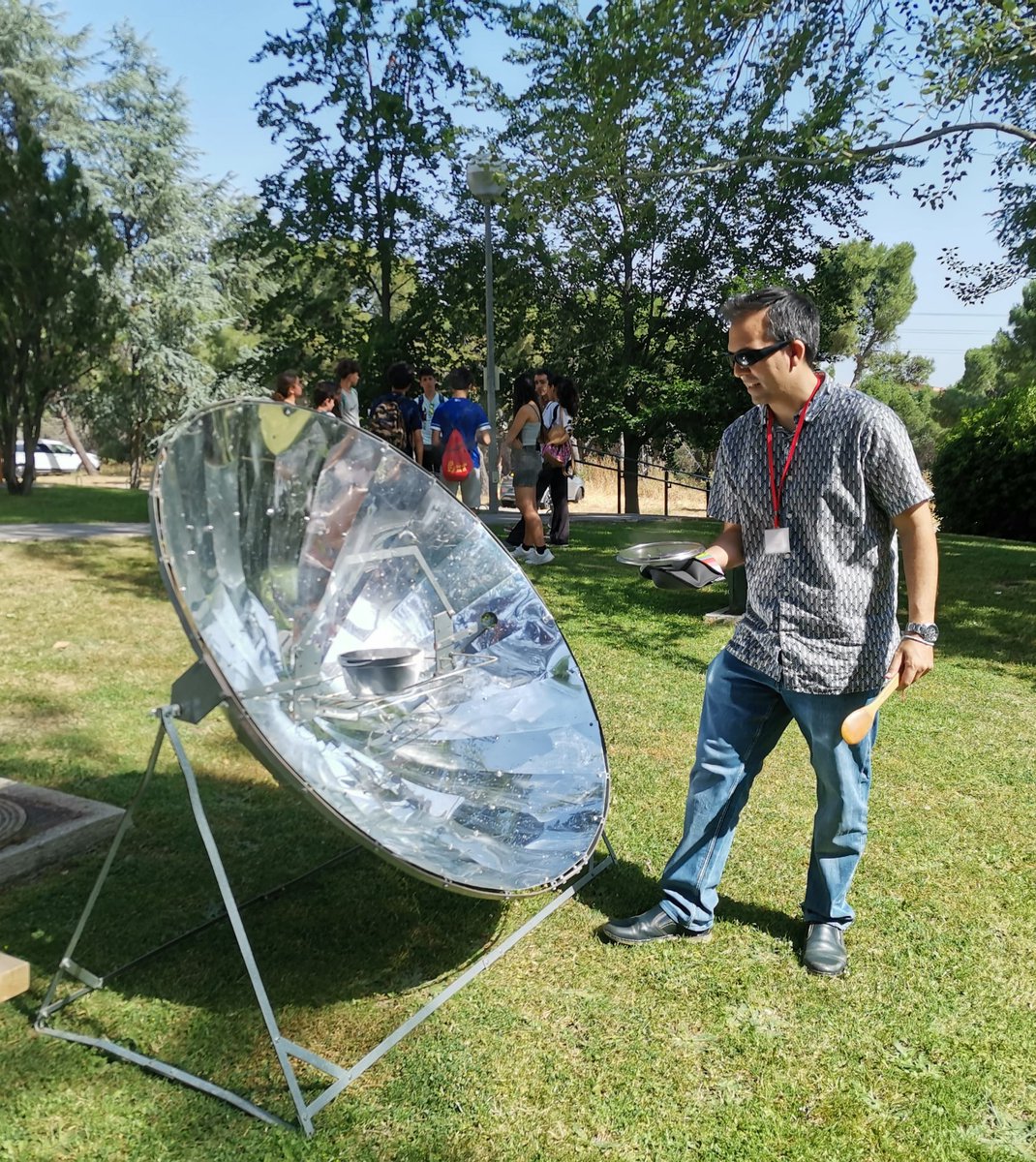 Hoy en #Ciudad_Escolar hemos celebrado el cierre del 1er curso del programa #Global_Scholars_Madrid, organizado por #Bilingüismo_Madrid. Los alumnos han presentado sus proyectos y han participado en la actividad Nature Rescue. Enhorabuena por un gran trabajo! 🎉