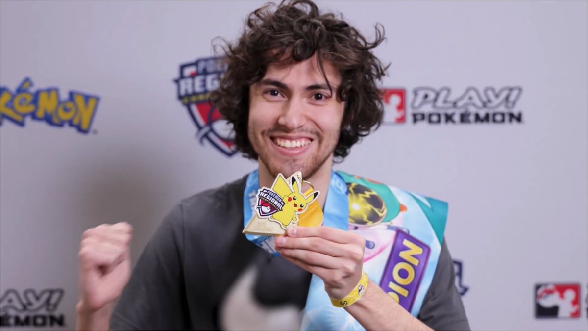 Wet_Goose's tweet image. END SEASON POST!!!
I finished first in the world (again) and was the only player to break 2000 CP. I played 16 Regionals, cutting 6 and winning 2 🏆🏆 I also made finals of an IC for the first time and earned $65000 (including Travel Awards), making a truly incredible season!