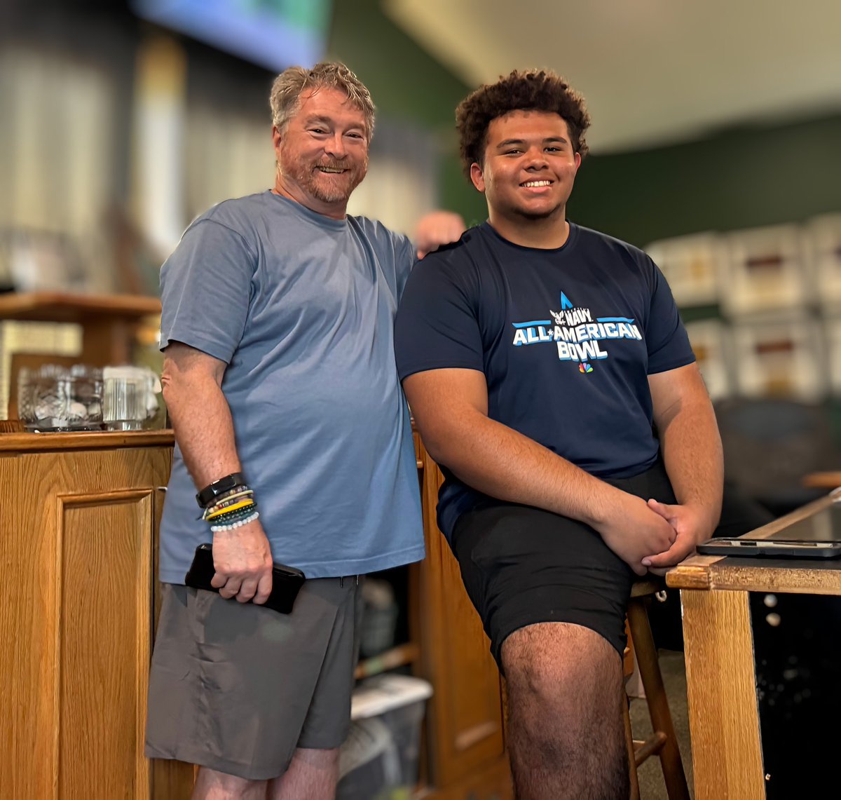Hey, Cameron Bowie, you now have a big fan after I've met you and know your character. Good luck as you go through the football recruiting process! Cameron is a highly-recruited 2027 OL from Urbandale HS. Superb young man!