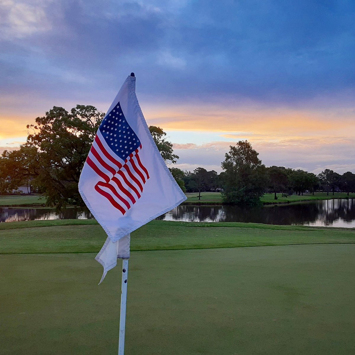 GallusGolf's tweet image. Gallus Golf would like to welcome a new client, South Shore Harbour Country Club located in League City, Texas.

#golftechnology #golfmarketing #golfmobileapps #golfbusiness #golfindustry #gallusgolf #customerexperiencepartner #customerengagement