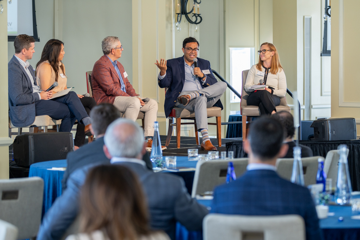 LRVHealth's tweet image. We’re still feeling the energy from the 2025 LRVHealth Annual Meeting — our largest gathering yet and a special one as we celebrated our 25th anniversary. Thank you to everyone who joined us!
Take a look at some of our favorite moments from this year’s Annual Meeting.