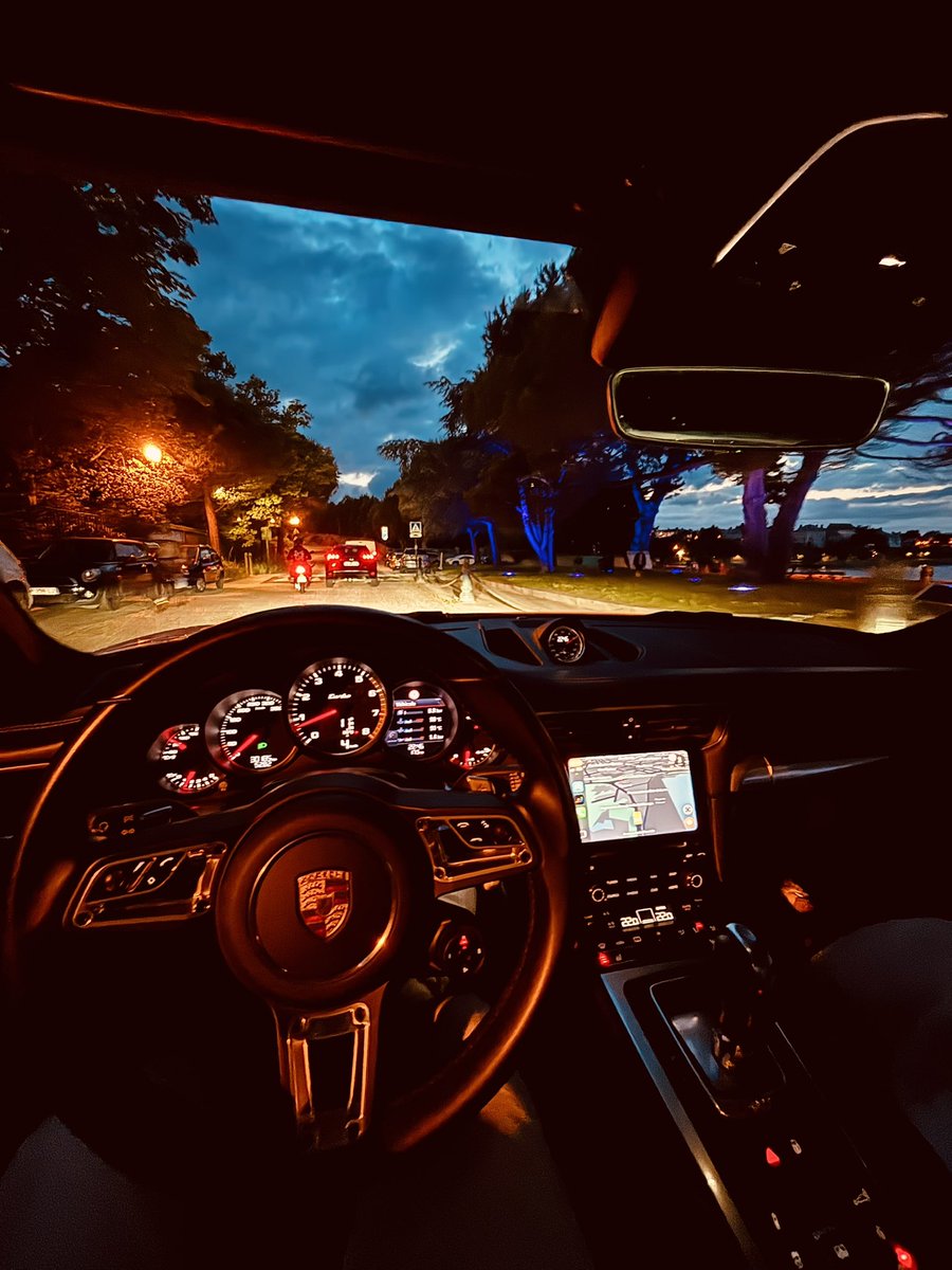 LAB_Officiel's tweet photo. ✨ Dinard Élégance 2025 ✨
•
Une Lamborghini Miura, les uniques Lancia Sibilo et Ferrari Rainbow signées Bertone, Rolls-Royce d’avant guerre etc... 💫

Rendez-vous en 2027 ! 🤩
•
#dinardelegance #concoursdelegance #automobile #voituredeluxe #voituredecollection #bretagne https://t.co/ZkXHljpXRe