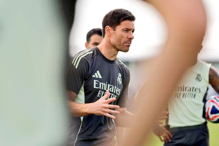 ᴹʳ· ᴬˡᵒⁿˢᵒ