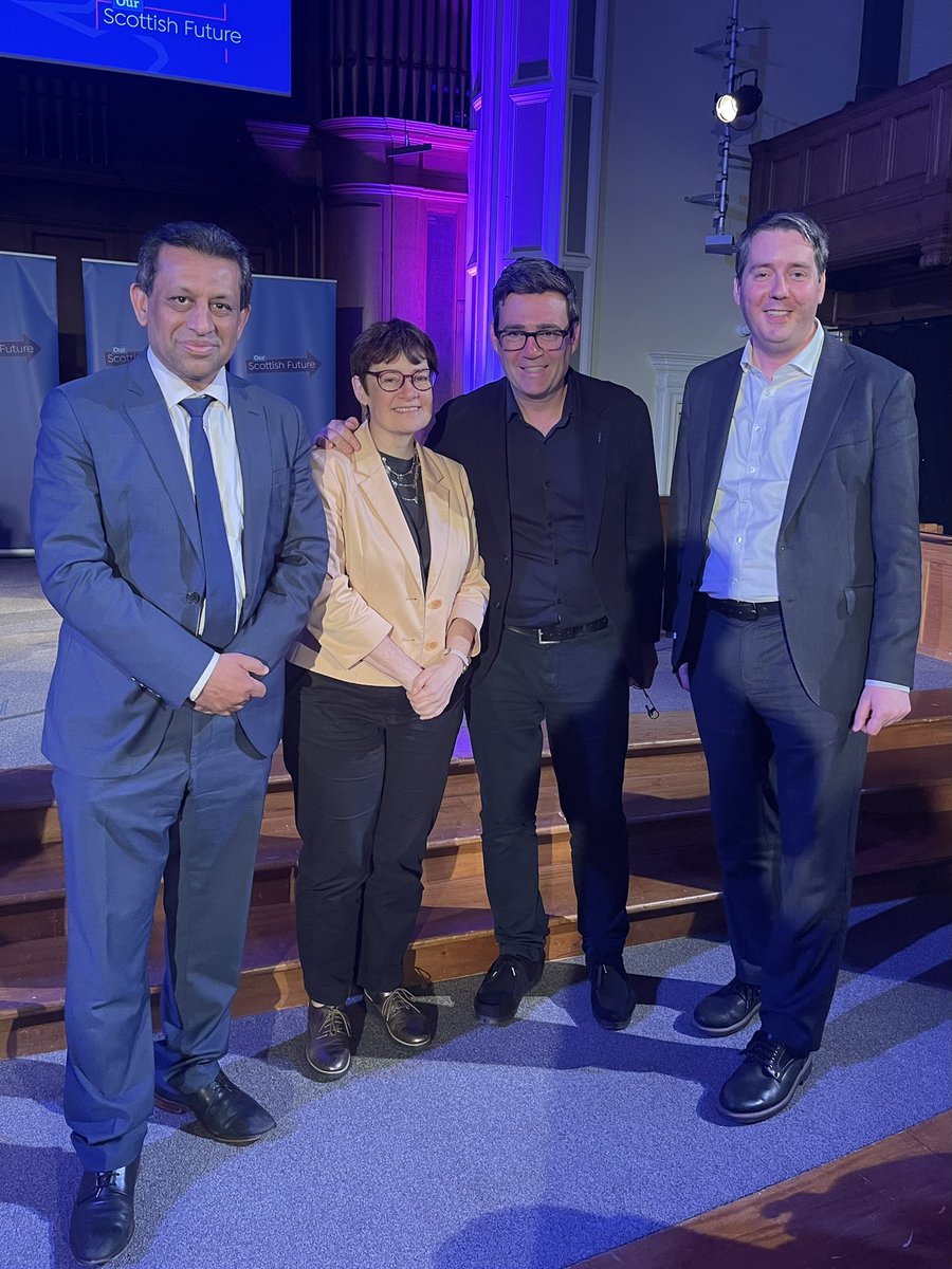 FoysolChoudhury's tweet image. Since I was elected, Sarah has supported me like a big sister — always kind, wise, and generous with her time.

A true team player who’ll be deeply missed when she steps down. Wishing her all the very best for the future.

#ThankYouSarah #ScottishLabour #Holyrood2026