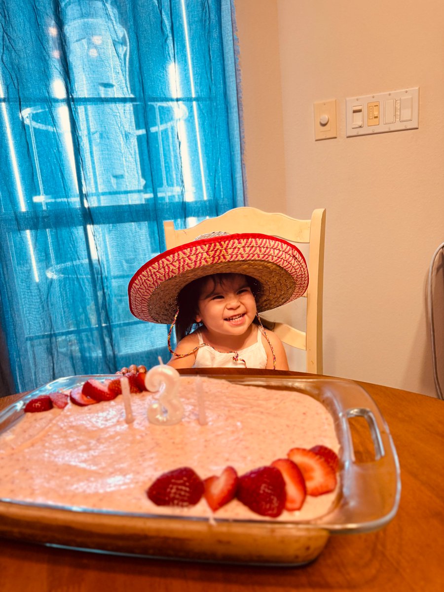 EmbryoDonation's tweet photo. Let's all wish Laurelai, NEDC baby 1196, a Happy 3rd Birthday! She celebrated, with strawberries and style, earlier this month.

We're here to get precious souls like Laurelai out of the freezer and into loving forever families. https://t.co/FGSjXAg9xJ https://t.co/0DlyXDWSHL