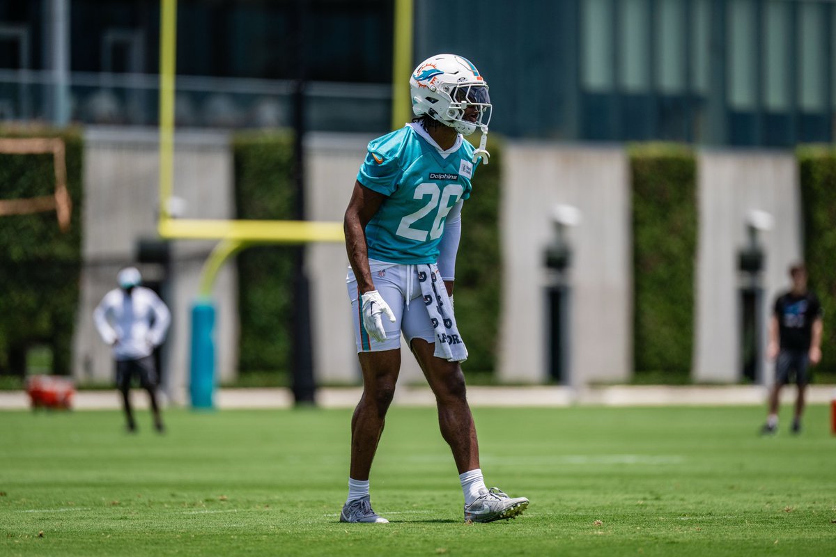 Ifeatu Melifonwu tweet media