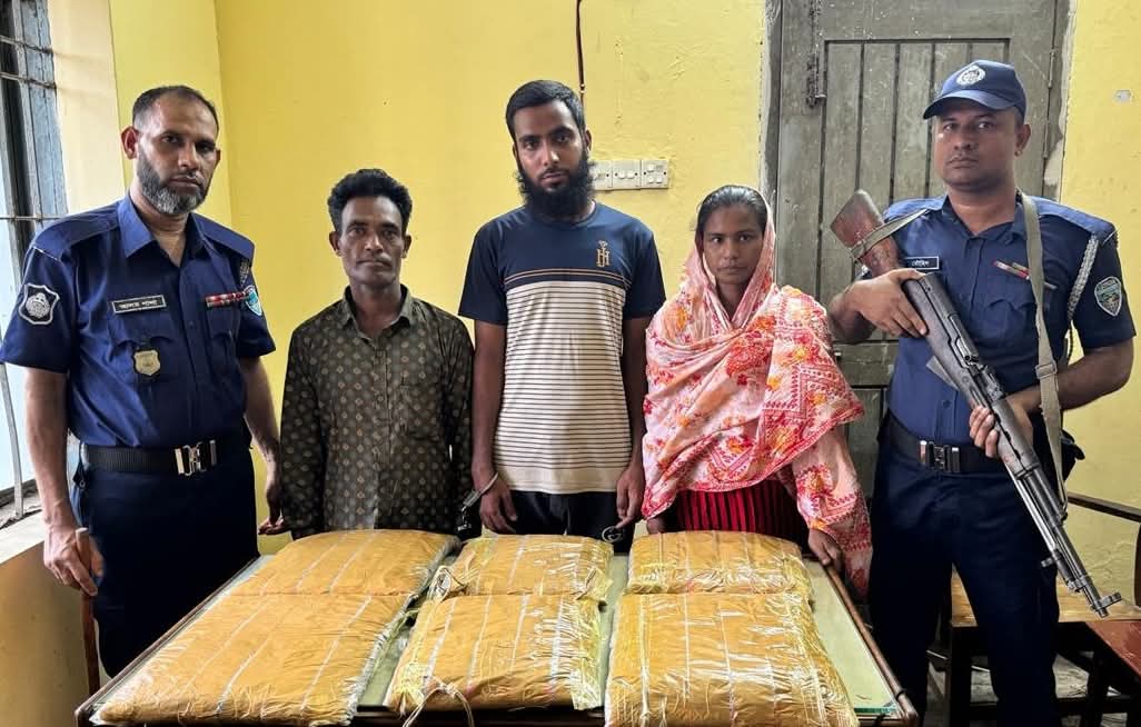 নবীনগরে বিশেষ অভিযানে বিপুল গাঁজাসহ ৩ মাদক কারবারি গ্রেফতার