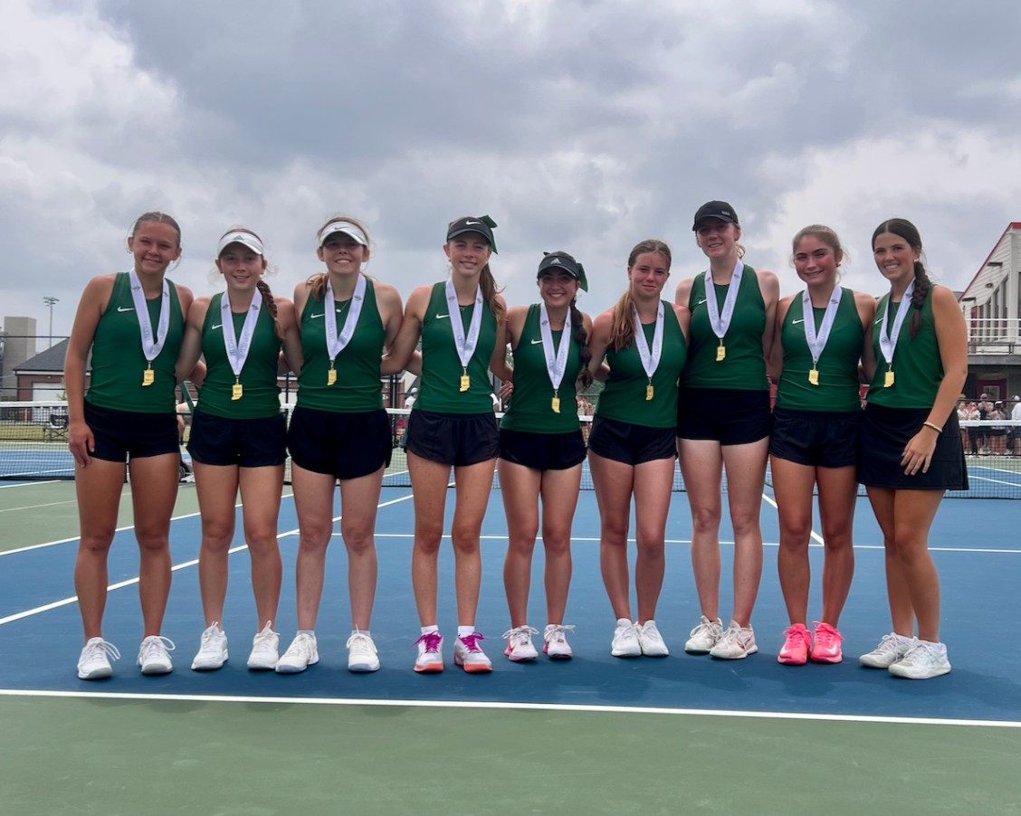 wwsweb's tweet image. Congratulations to freshman Alexandra Grilliot for being the Indiana Girls’ Tennis State Runner-Up! Alexandra had a phenomenal season ending with a record of 29-1. And shoutout to the entire team for their record-breaking season and making it to State Semifinals! 🎾☘️