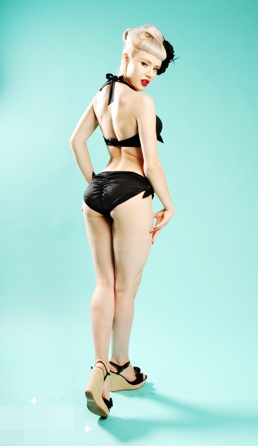 RetroRoseMedia's tweet photo. ❤️😍🌺❤️
#PinupModel #pinupbabe #pinup https://t.co/R2G53ZG3Ao