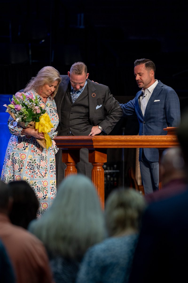 Hickory Grove Baptist Church (@discoverhgbc) on Twitter photo Congratulations to our Pastor!
Yesterday in our services, we congratulated <a href="/pastorclint/">Clint Pressley</a> on his re-election as President of the Southern Baptist Convention. Would you join us in praying for him and his wife Connie, as he serves his second and final term as President of the Congratulations to our Pastor!
Yesterday in our services, we congratulated <a href="/pastorclint/">Clint Pressley</a> on his re-election as President of the Southern Baptist Convention. Would you join us in praying for him and his wife Connie, as he serves his second and final term as President of the