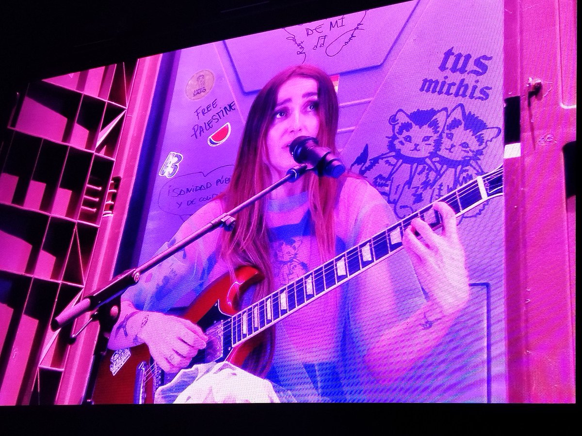 ¿Y yo como supero este finde tras disfrutar a estas dos reinas? <a href="/morgan_musica/">MORGAN</a> y <a href="/zaharapop/">Zahara</a> 💘💘