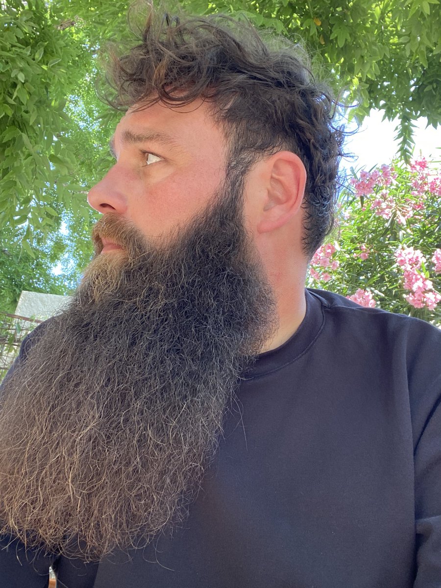 DBGRMi's tweet image. Summer vibe