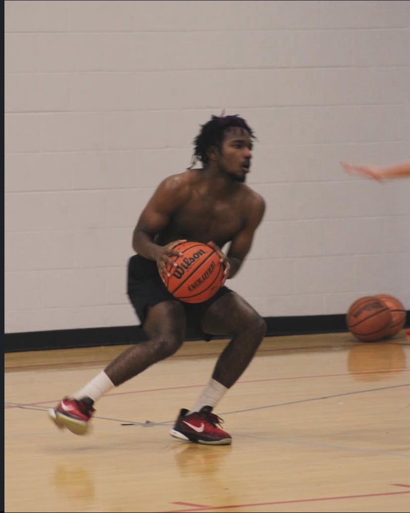 College Coaches can directly contact me at 4234868272 (jamorigeorge1313@gmail.com)