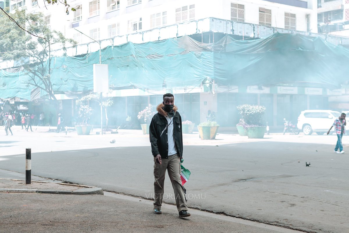 The first time I heard of Stockholm syndrome was in that Money Heist episode. I am witnessing it now in Kenya 🇰🇪🇰🇪🇰🇪 #tuesdayistuesday