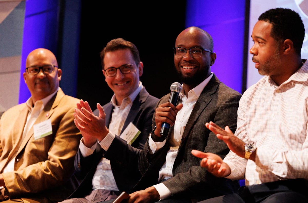 LiftJax's tweet image. At the first-ever ULI Downtown Development Forum, our President & CEO Travis Williams spotlighted the momentum building in OutEast and LaVilla, highlighting how development in #dtjax and these two urban core neighborhoods influence one another.