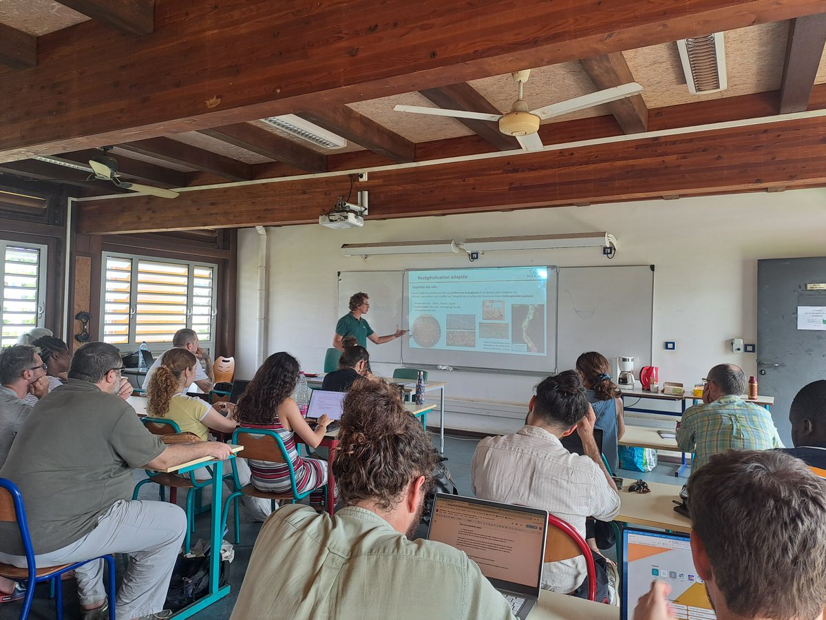 Maison pour la science en Guyane tweet media