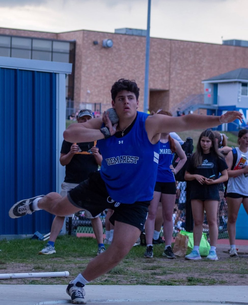 Marco De Croce🌟 (@marcodecroce) on Twitter photo Thank you Northern Valley Demarest Athletics for an amazing 4 years. I am blessed and grateful to leave an impact on these programs. Thank you for teaching me how to compete and become a man on and off the field. Now on to big things! 💙 <a href="/DemarestNv/">NV-Demarest Athletics Official Site</a> <a href="/NVD_Football/">NVDFootball</a> Thank you Northern Valley Demarest Athletics for an amazing 4 years. I am blessed and grateful to leave an impact on these programs. Thank you for teaching me how to compete and become a man on and off the field. Now on to big things! 💙 <a href="/DemarestNv/">NV-Demarest Athletics Official Site</a> <a href="/NVD_Football/">NVDFootball</a>