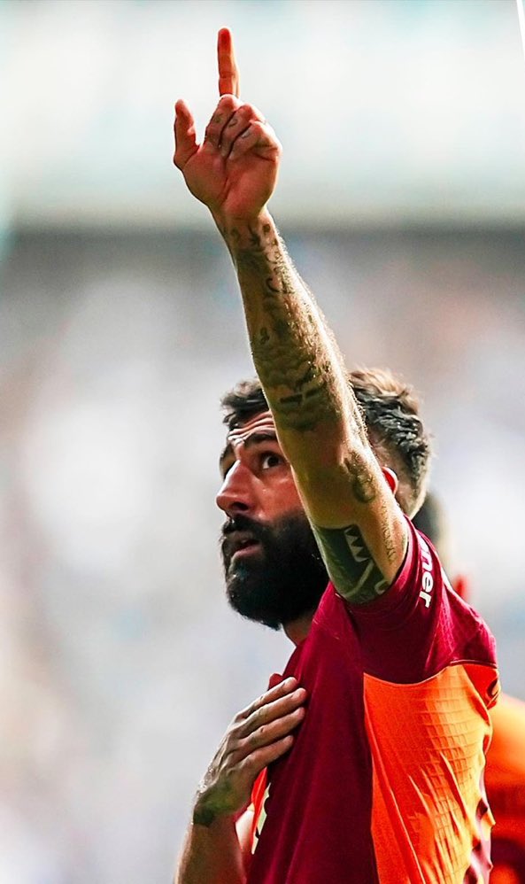 Ferhat Kızıltaş: "Kerem Demirbay net olarak yeni sezonda Galatasaray’da olmayacak. 

Eyüpspor ile görüşüyor. Bu süreç olumlu gidiyor. Samsunspor ile anlaşamadı."