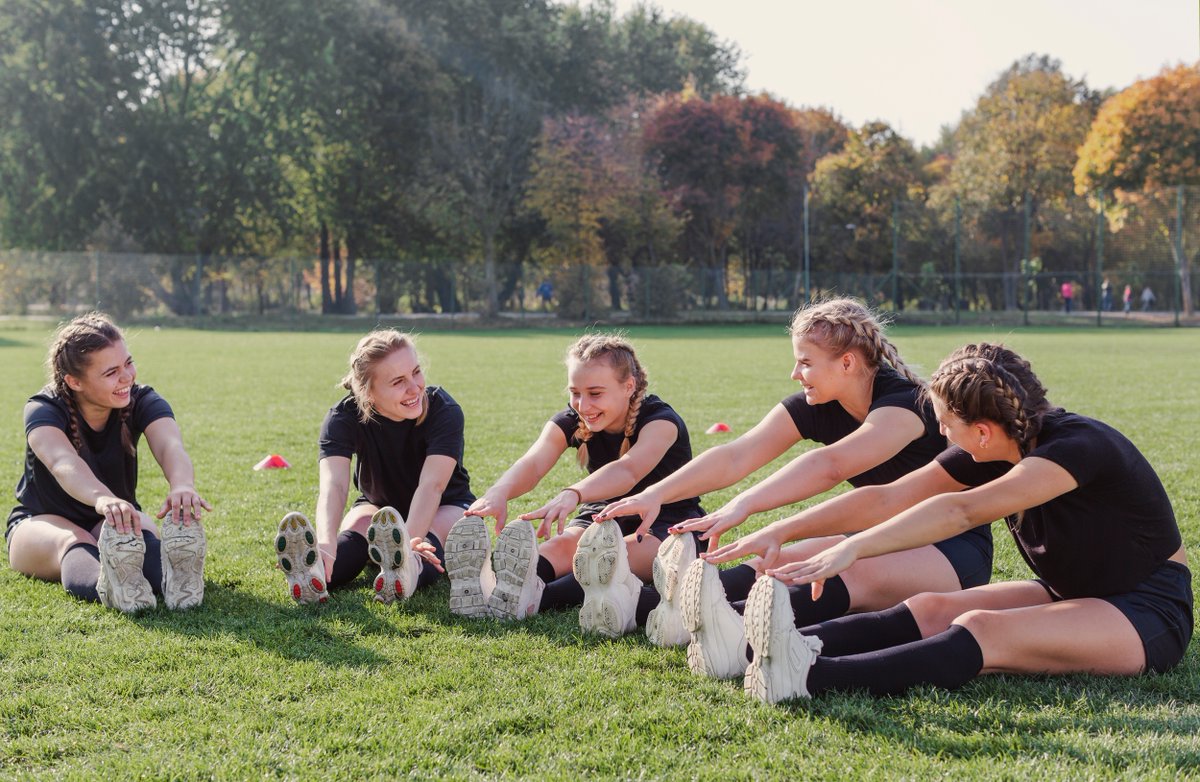 Ready to up your game? Discover the amazing benefits of joining a summer sports clinic! Tap the link to find out more! #summertraining #summerworkouts #SportStars #sportscamp  sportstarsmag.com/2025/05/why-a-…