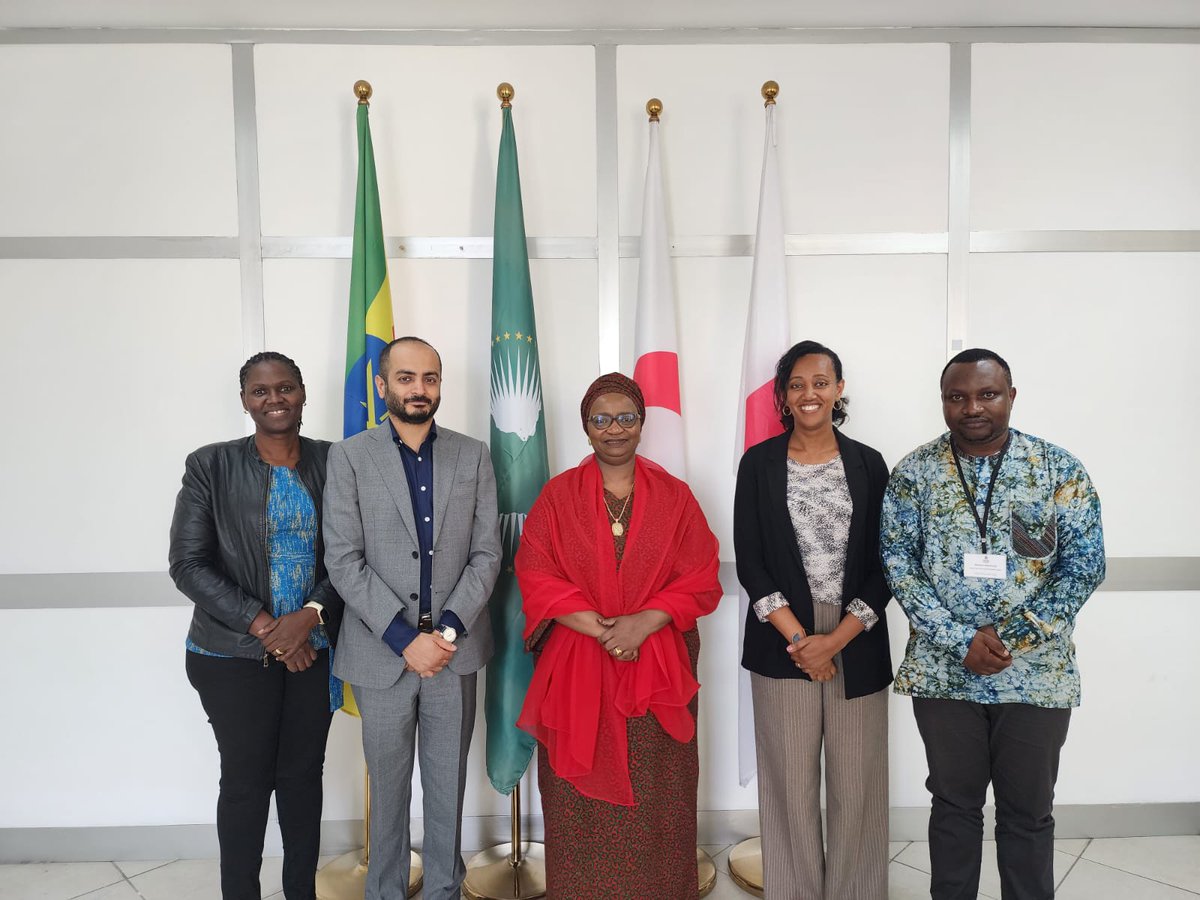 It was a pleasure hosting the Director of the Red Cross Red Crescent Climate Centre Dr. Aditya Vansh Bahadur and his team in our IFRC AU offices in Addis today. We had great discussions about potential areas of collaboration in support of African NS and African Member States.