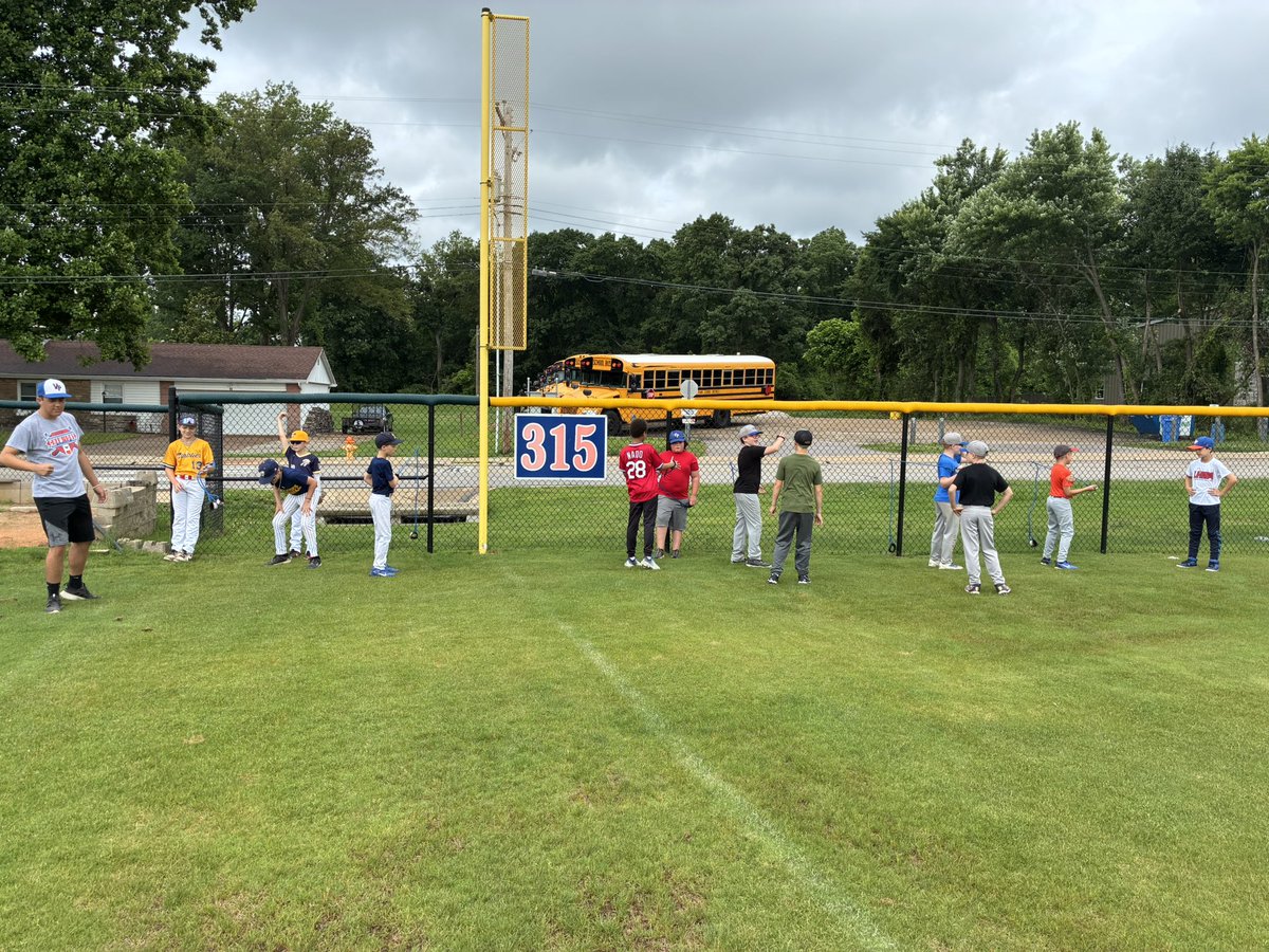 Valley Park Hawks Baseball tweet media