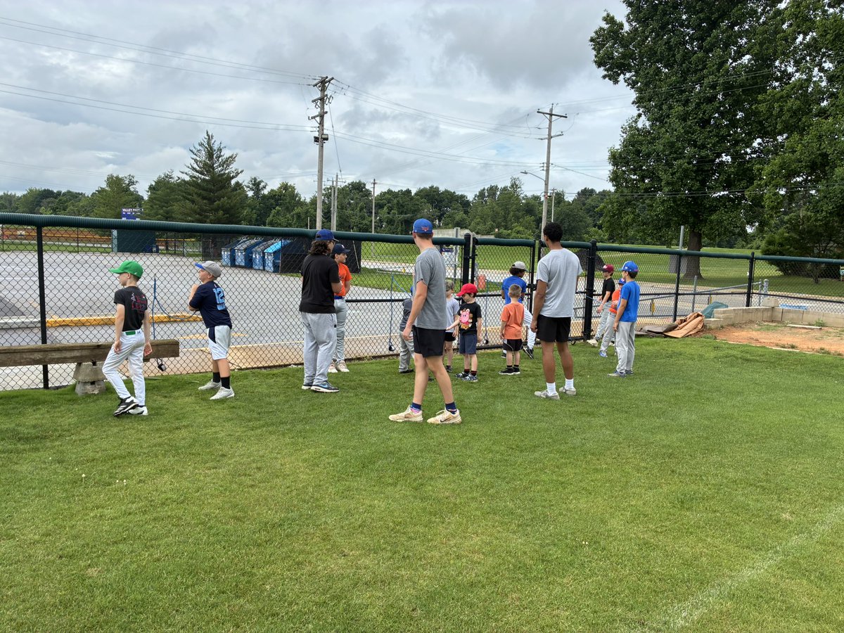 Valley Park Hawks Baseball tweet media