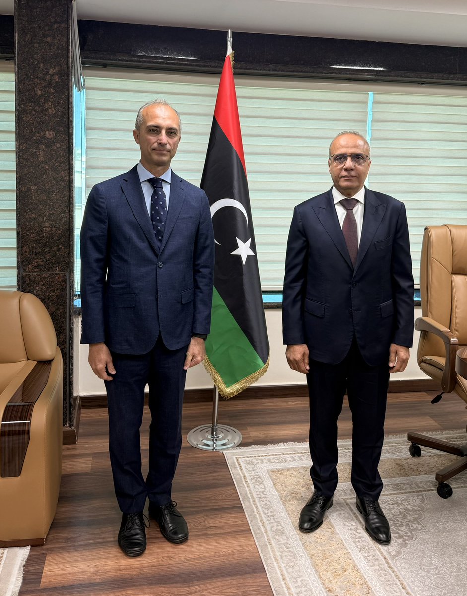 L’Ambasciatore Alberini 🇮🇹 ha incontrato il VP del Consiglio Presidenziale Al Lafi 🇱🇾. Scambio di vedute sugli ultimi sviluppi del processo politico e sulla situazione di sicurezza nella capitale.