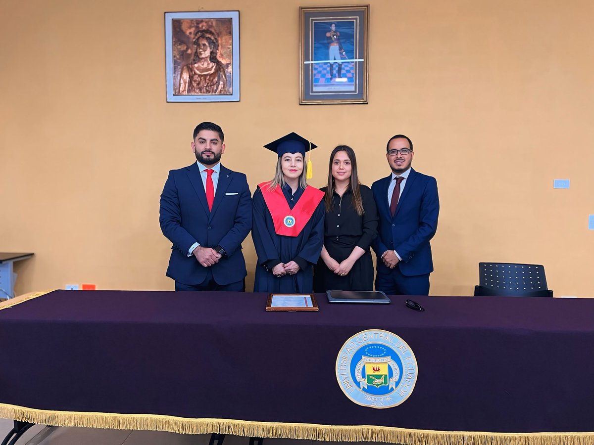 El <a href="/UcePosgradoFJ/">Posgrado Jurisprudencia UCE</a> de <a href="/JurisprudenciaU/">jurisprudenciaUCE</a> de <a href="/lacentralec/">Universidad Central del Ecuador</a> felicita a la Abg. Viviana De La Torre Bossano por la obtención del título de Magíster en Derecho Penal, mención en Derecho Procesal Penal.