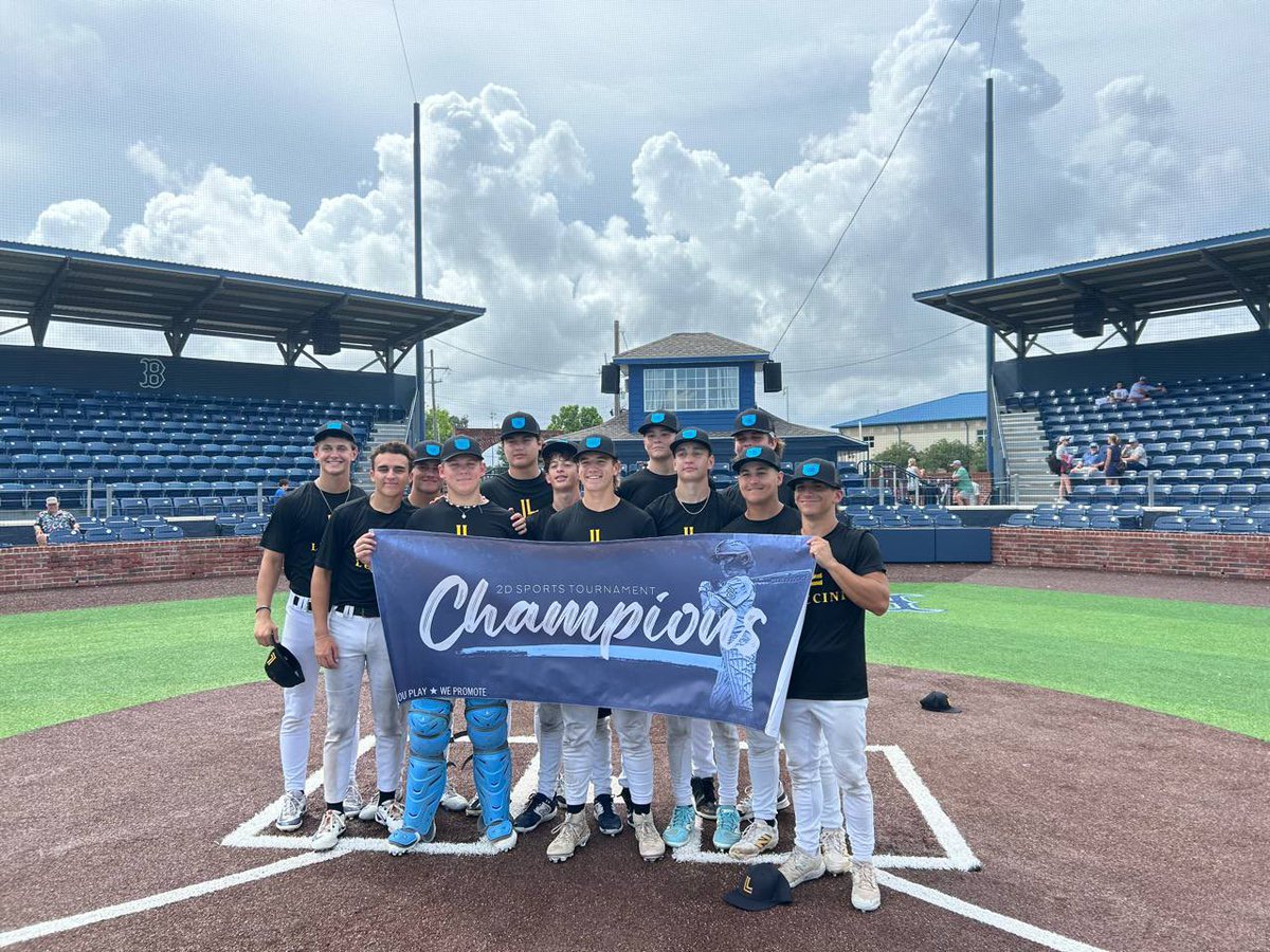 🏆Cowboy Classic🏆

 🥇Underclass Pool A- Team Louisiana Robichaux
🥇Underclass Pool B- Team Louisiana Abernathy 
🥇Upperclass- Luccini Baseball 17u