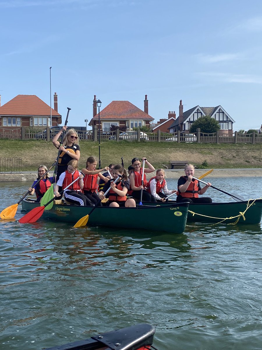 Lytham Hall Park School tweet media