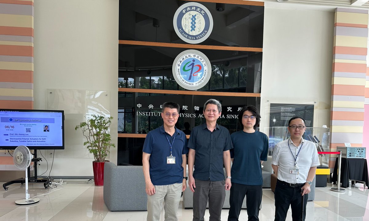 Prof. Gih-Keong Lau (Dep Mech Eng, NYCU) visited us today! He delivered a talk entitled "Electroactive Polymer Actuators for Soft Robotics, Tunable Optics and Acoustics", which shared with us the basis of their great technology. We had nice conversation too. Thank you, Prof Lau!
