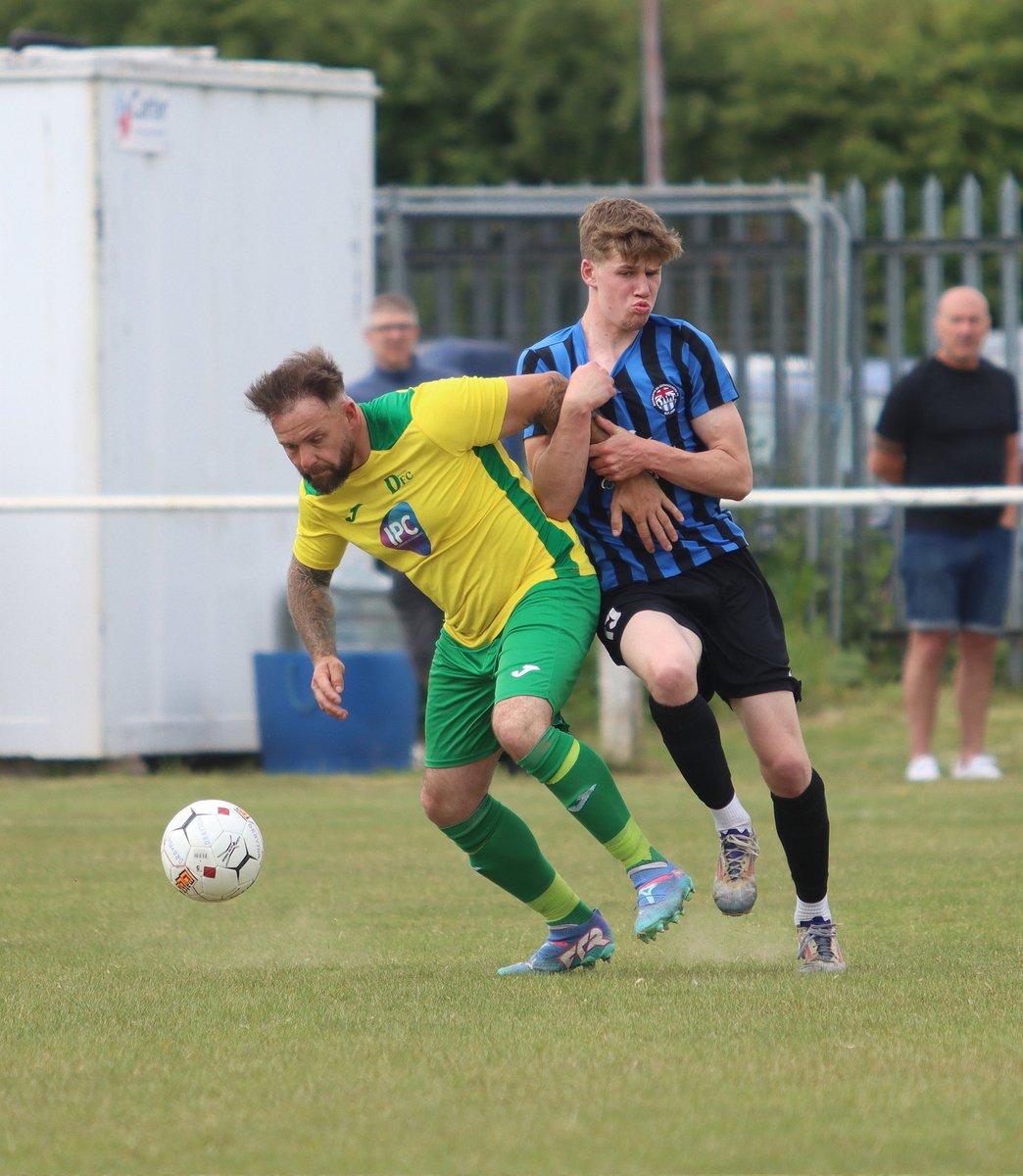 nutmegimages174's tweet image. Drayton Reserves vs Bedworth Ex-Servicemen's (18/5/25)
Pete Smith Memorial Trophy Final