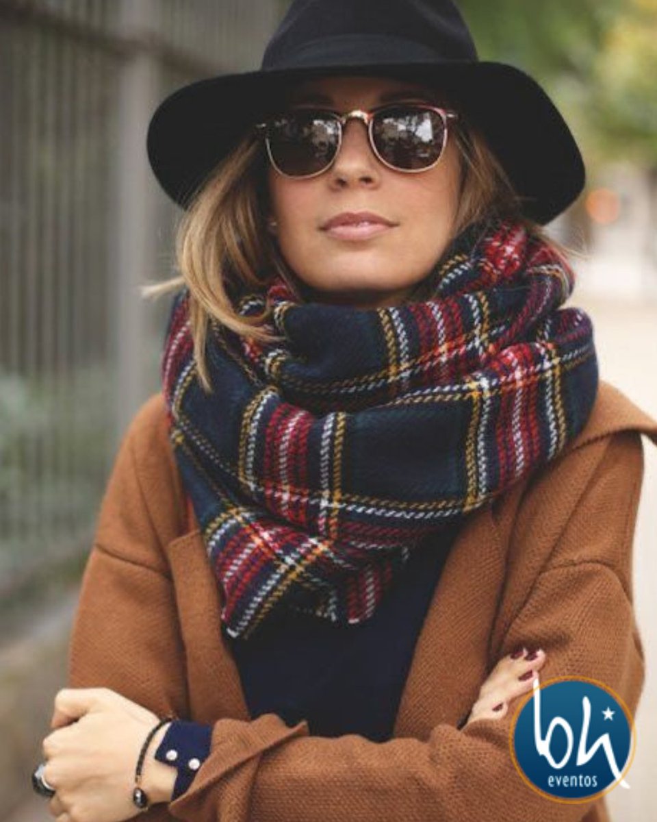 BHEventos's tweet photo. #Dica

Por: Rachel Capucio

Quando as temperaturas caem, é nos detalhes que o look se transforma. Chapéus, luvas, cachecóis, lenços e toucas elevam a produção com charme e personalidade.

Leia na íntegra: https://t.co/WxLbLhCFQu

📷: Pinterest

#bh #eventos #bheventos https://t.co/fTsx1bdEAI