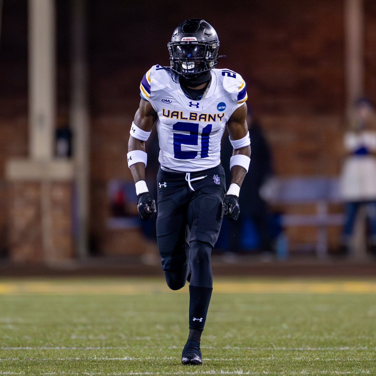UAlbany Football (@ualbanyfootball) on Twitter photo Shoutout to Brian Abraham and the <a href="/XFLDefenders/">D.C. Defenders</a> for taking home the <a href="/TheUFL/">United Football League</a> title over the weekend! ๐
#UAUKNOW Shoutout to Brian Abraham and the <a href="/XFLDefenders/">D.C. Defenders</a> for taking home the <a href="/TheUFL/">United Football League</a> title over the weekend! ๐
#UAUKNOW
