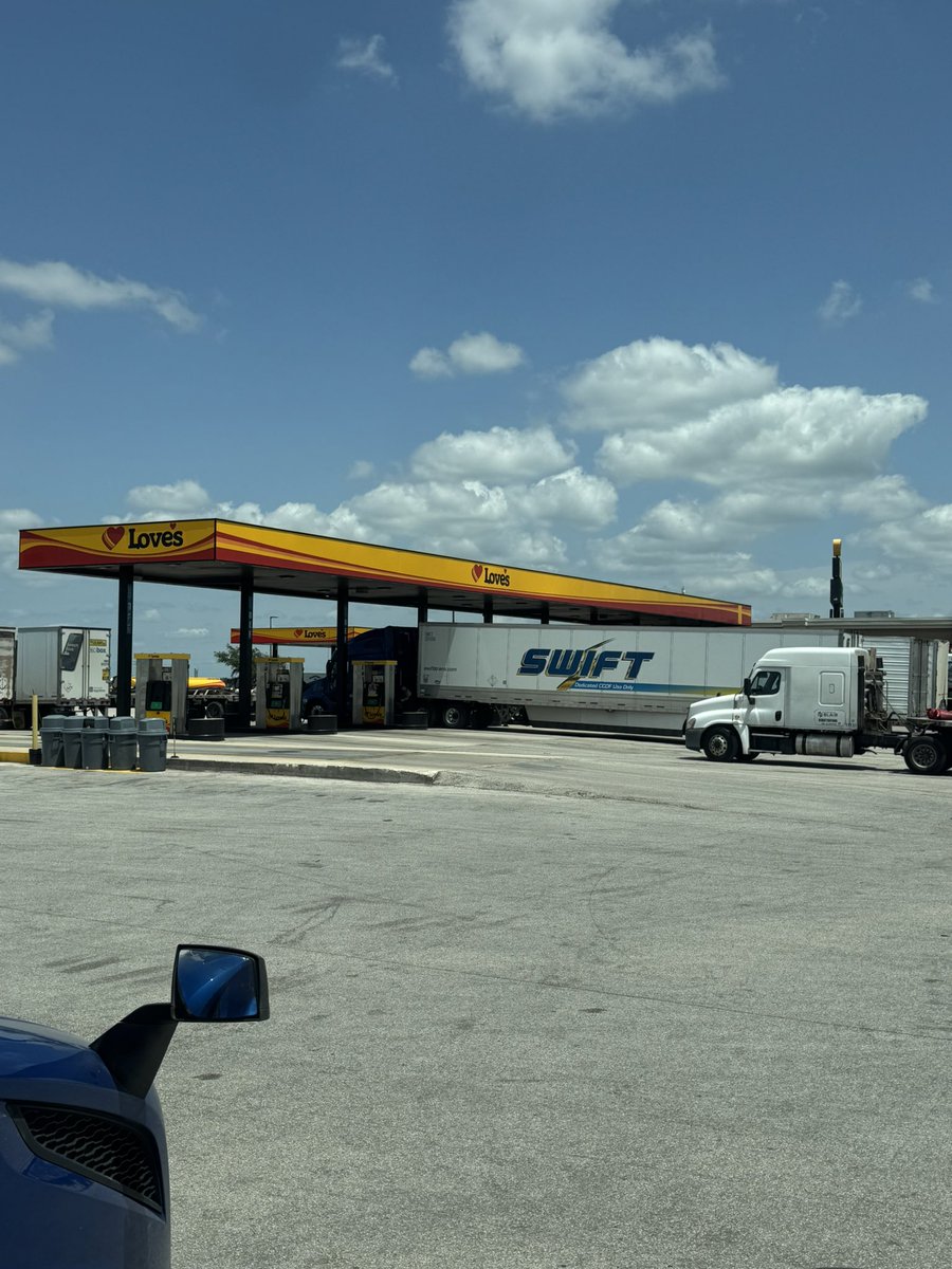 Brian (@brian1890violin) on Twitter photo Good Afternoon from Seguin Texas <a href="/LovesTravelStop/">Love's Travel Stops</a> It’s a bit warm here today but very nice not to see rain. Heading into Houston tomorrow morning then off to Georgia for Thursday. Missing Sean quite a bit after seeing him for 4 days. Have a Blessed Night😊👋🏻🙏🏽🤗🎻🎶🎼🎵 Good Afternoon from Seguin Texas <a href="/LovesTravelStop/">Love's Travel Stops</a> It’s a bit warm here today but very nice not to see rain. Heading into Houston tomorrow morning then off to Georgia for Thursday. Missing Sean quite a bit after seeing him for 4 days. Have a Blessed Night😊👋🏻🙏🏽🤗🎻🎶🎼🎵