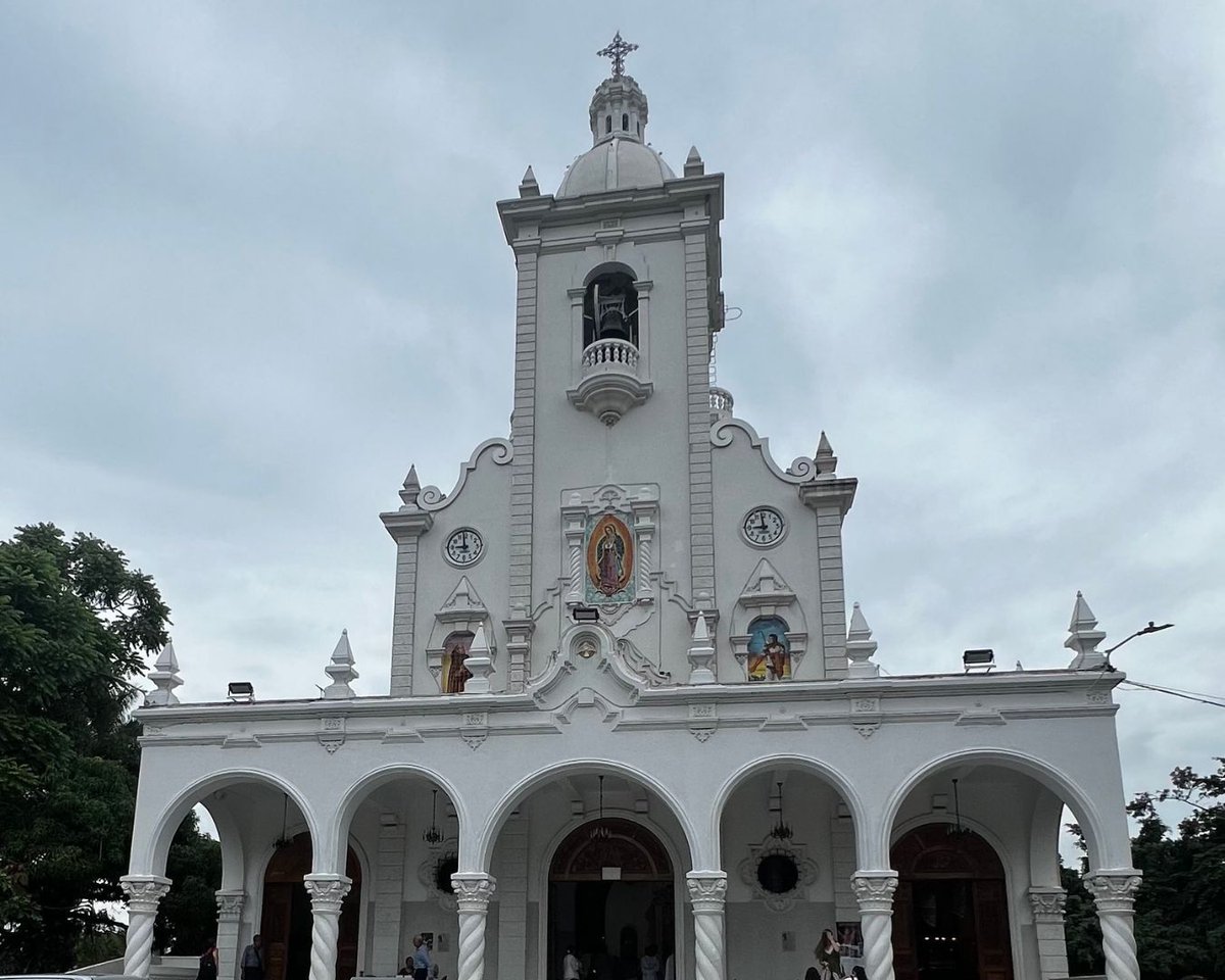 Yesterday, our students celebrated Mass at the Basílica de Nuestra Señora de Guadalupe and wrapped up a meaningful week of VBS with the El Tanque community! ✝️

Grateful for the faith, joy, and unforgettable memories shared☘️
#STVMIrish #FaithInAction #ElSalvador2025 #STVMFamily