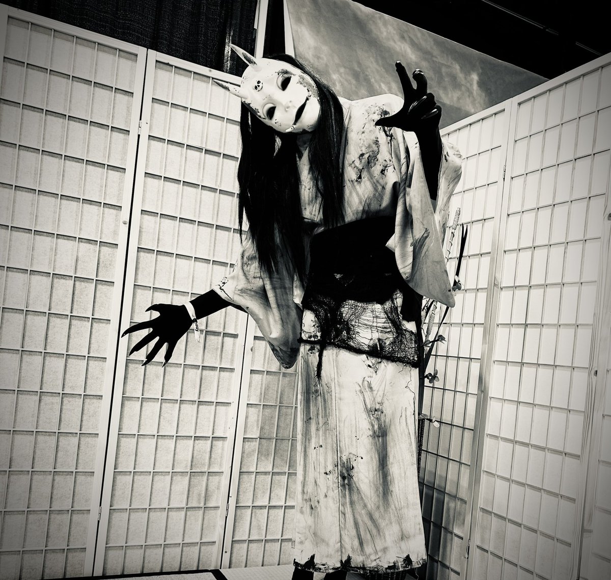 kevin_slayer_'s tweet image. The Return Of “Ako The Onryo”
#cosplay #horror #cosplayers