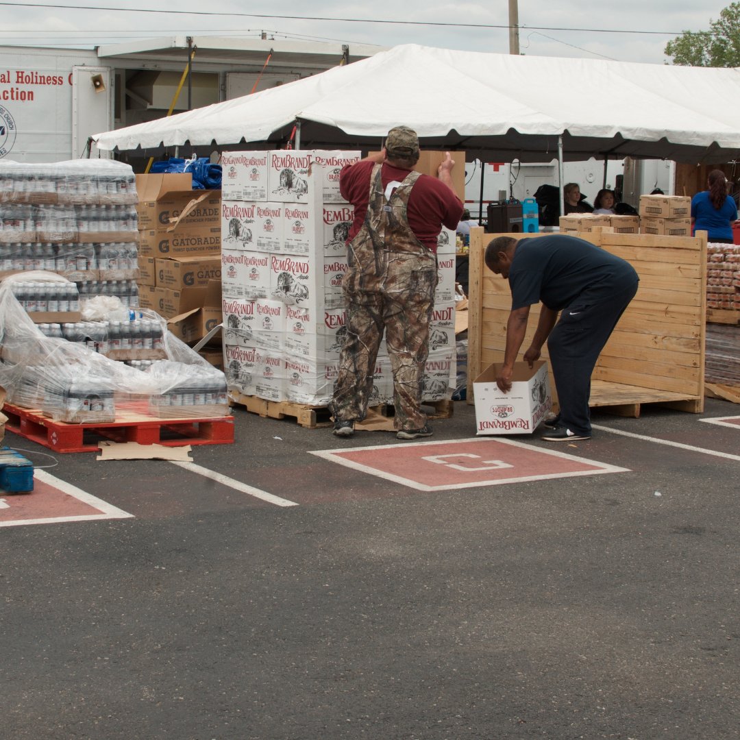 Thriving communities begin with full plates. From local gardens to food banks, every effort to increase access to nutritious food plants a seed of hope. Together, we can end hunger and build resilient communities from the ground up.