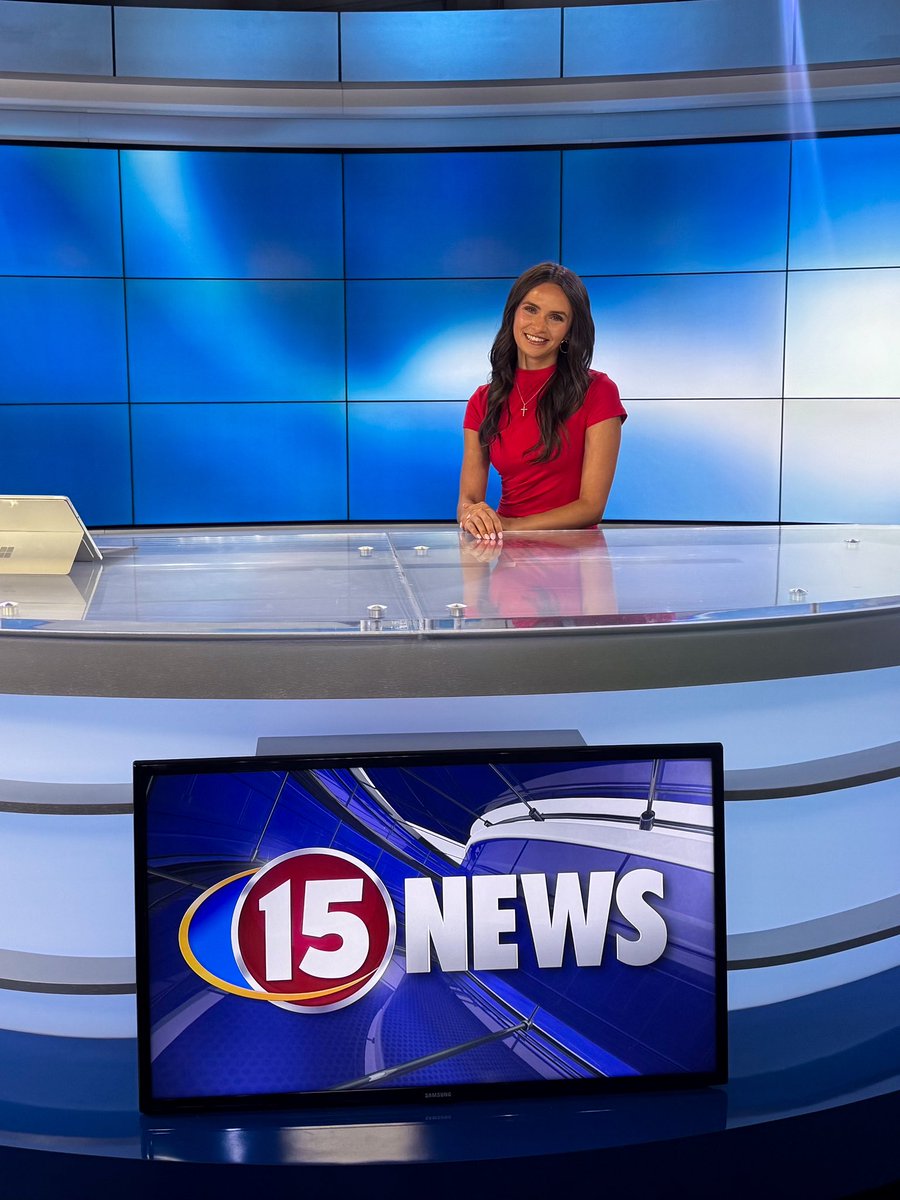 Audrey Marr (@audreymarr7) on Twitter photo 🚨Career Update: I’m staying home!🚨
I’m beyond excited to share that today marked my first day with <a href="/wmtv15news/">WMTV 15 News</a> as their new Weekend Sports Anchor/MMJ!
This opportunity means the world to me, and it would not be possible without the incredible mentors, peers, and professors 🚨Career Update: I’m staying home!🚨
I’m beyond excited to share that today marked my first day with <a href="/wmtv15news/">WMTV 15 News</a> as their new Weekend Sports Anchor/MMJ!
This opportunity means the world to me, and it would not be possible without the incredible mentors, peers, and professors